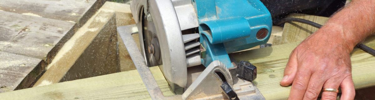 Cutting deck board with power saw